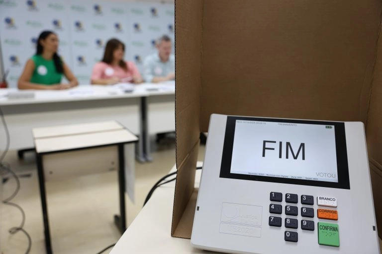 EDITORIAL: Rumo às urnas, em uma das eleições mais importantes para o país
