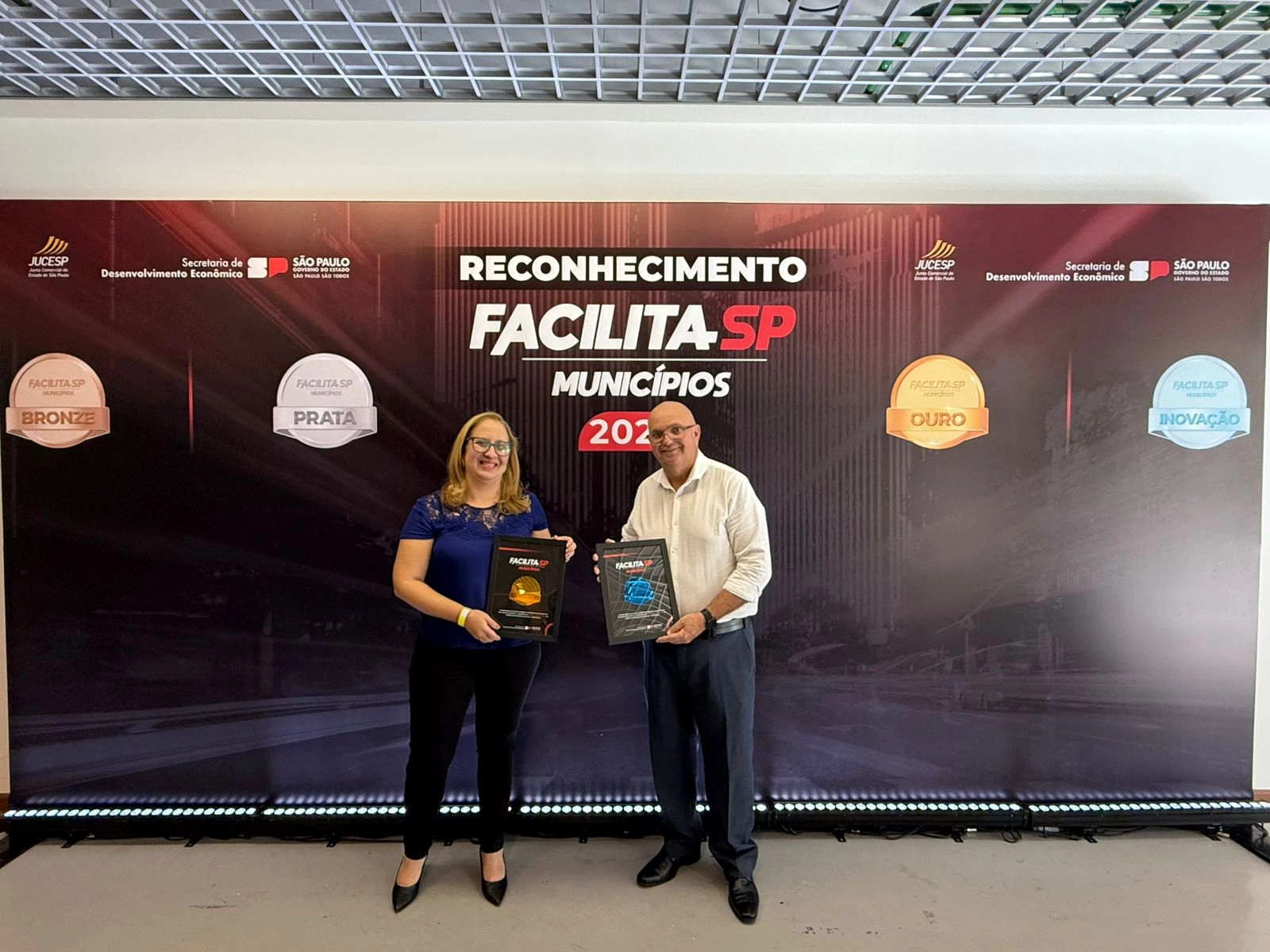 Monte Alegre do Sul conquista, pelo segundo ano consecutivo, o Selo Ouro do Facilita SP e recebe também o Selo Inovação