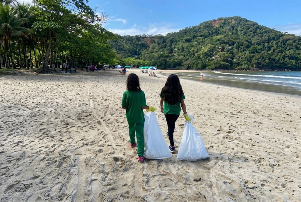 Instituto Verdescola mobiliza atendidos e parceiros em ações de educação ambiental na Vila Sahy