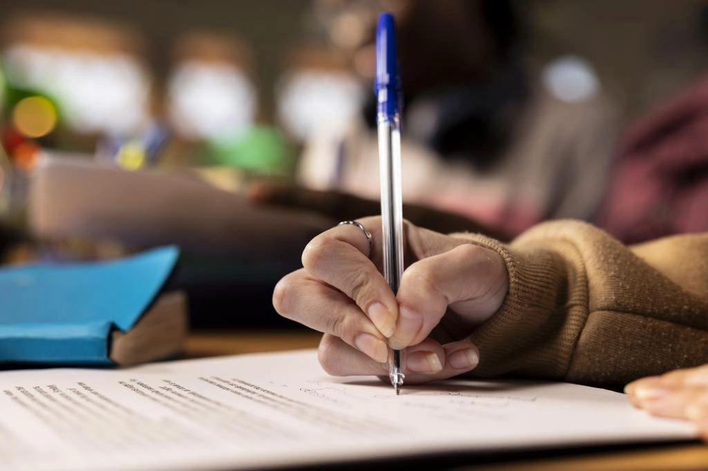 Prefeitura de Caçapava abre concurso com 51 vagas na Educação e salários de até R$ 6,8 mil