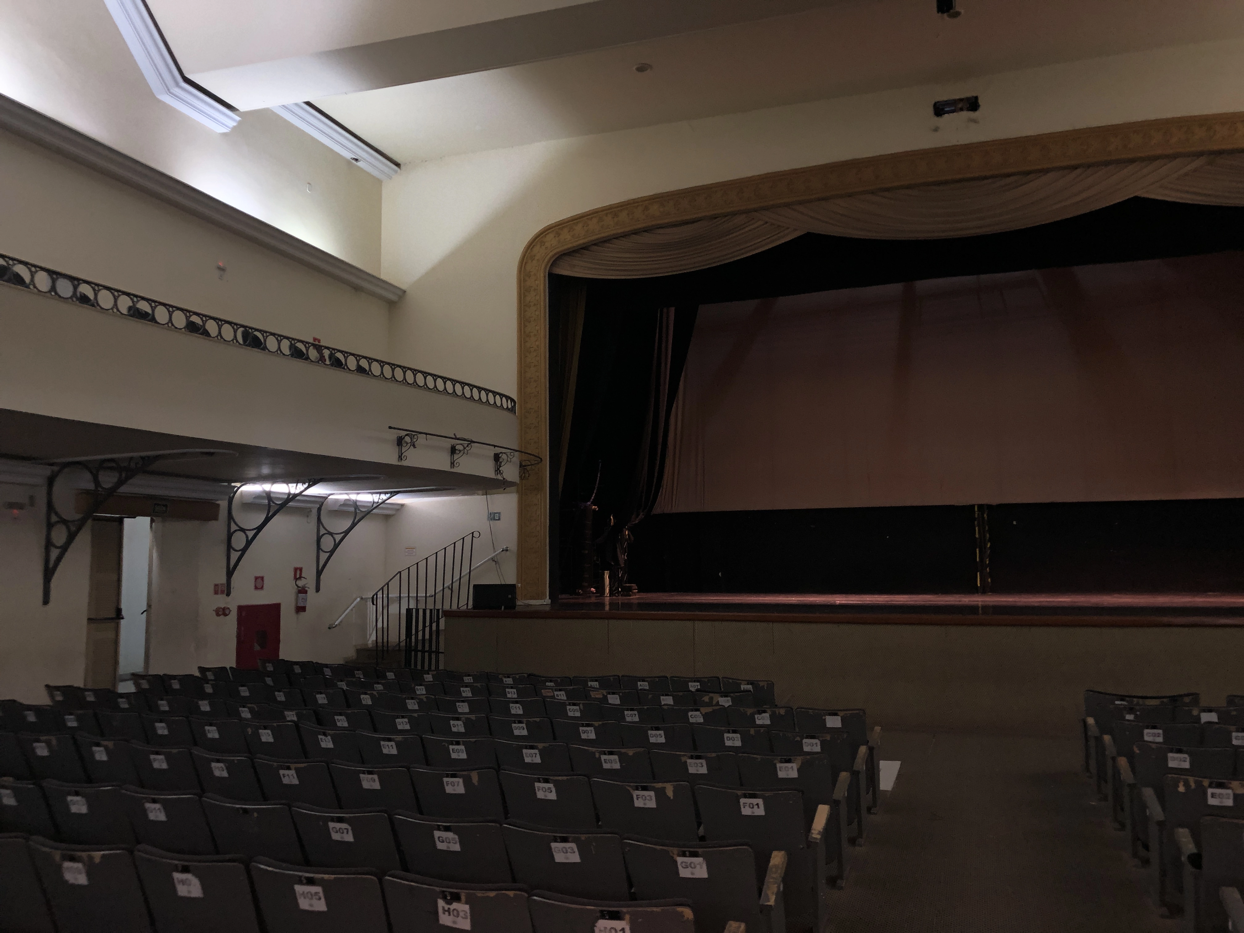 Prefeitura de Taubaté estuda conceder gestão do Teatro Metrópole à iniciativa privada