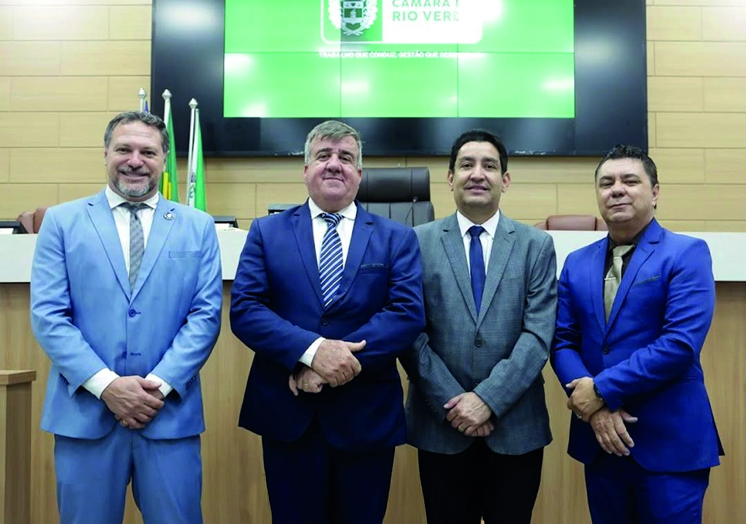 GERLOS MENDONÇA É ELEITO PRESIDENTE DA CÂMARA MUNICIPAL DE RIO VERDE PARA O BIÊNIO 2027/2028