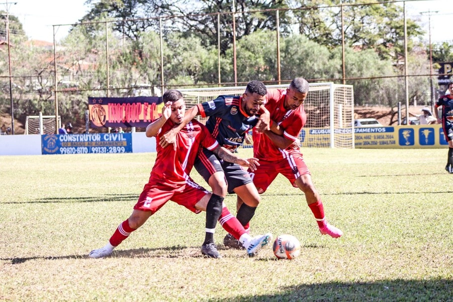 Vila Dias FC e Trem FC disputam finais da Copa Carlos Corrêa em Mogi Mirim